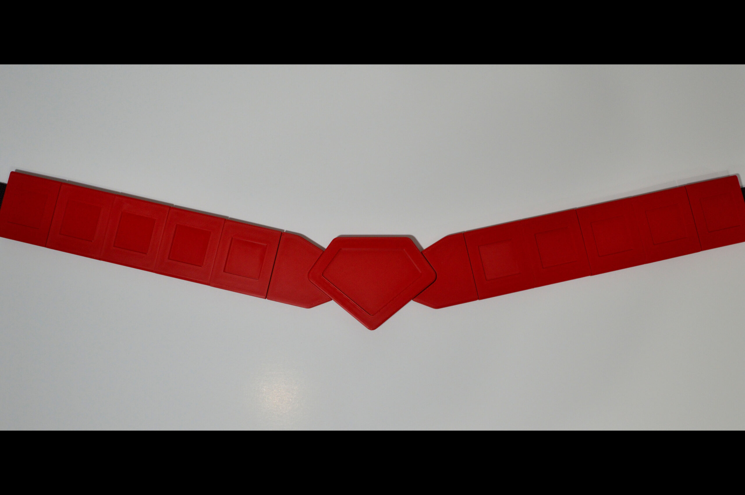 <a class="continue-reading-link" href="https://www.thefoamcave.com/product/n52-super-belt"> Continue reading <span class="meta-nav">→ </span></a> N52 Superman Belt lg4